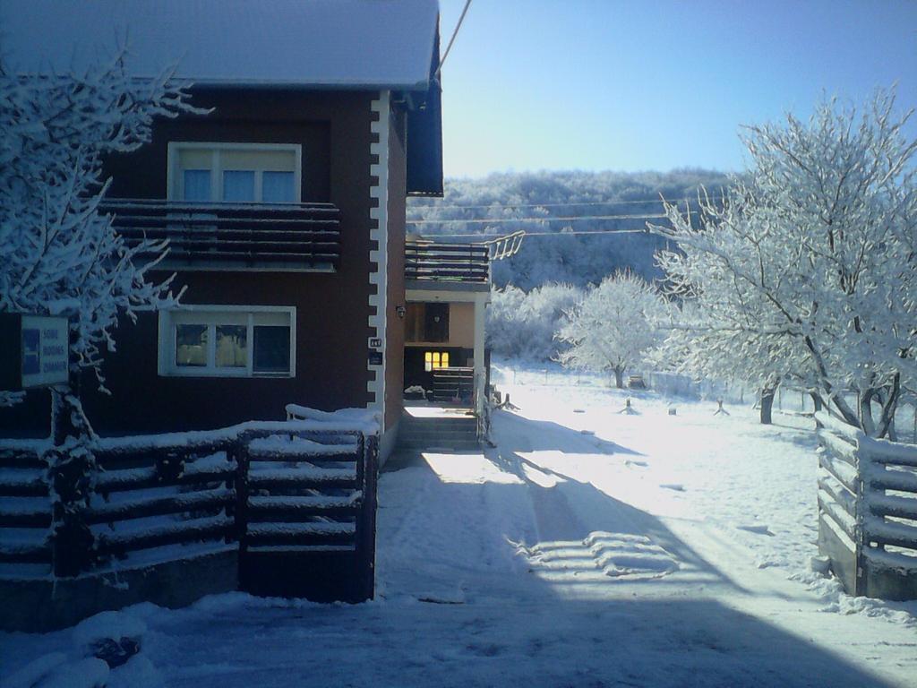 Gacka Rooms Vrhovine Rum bild