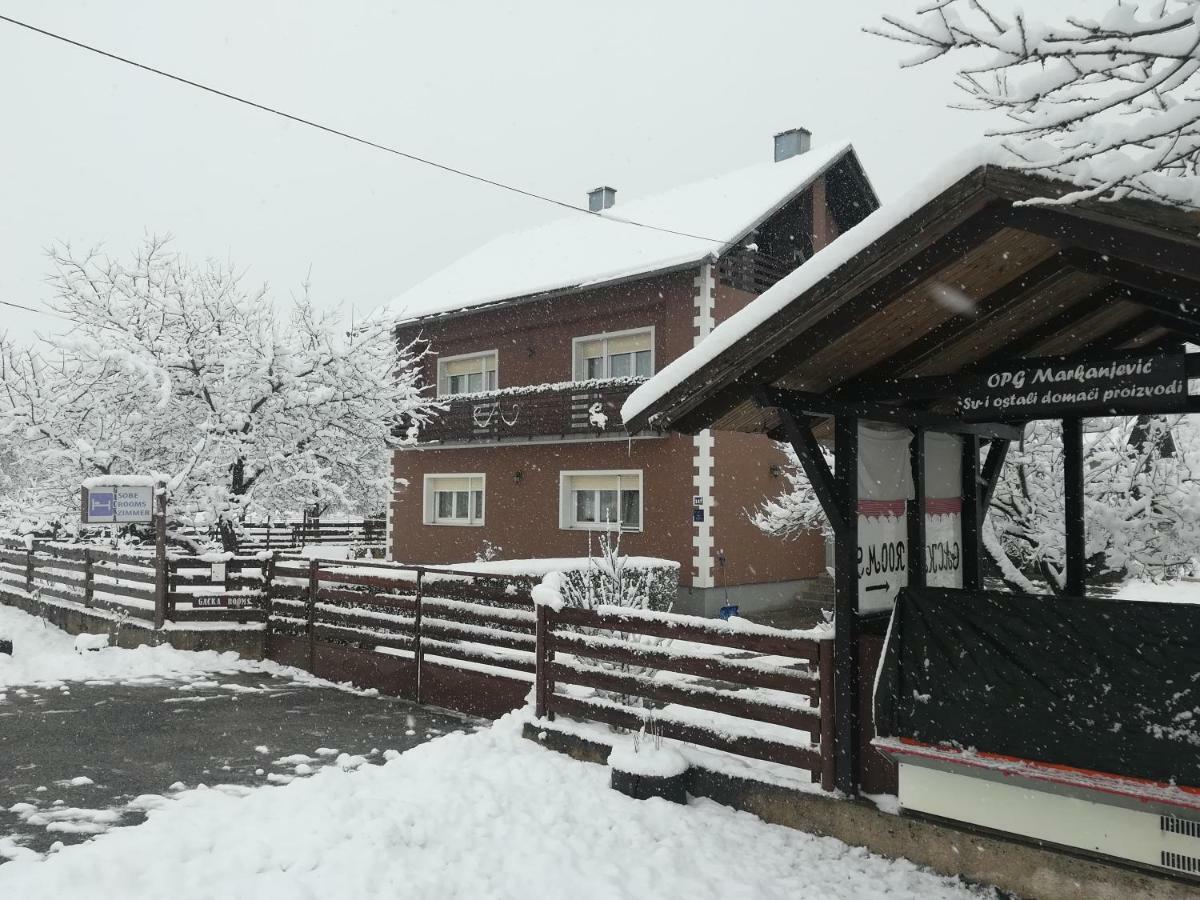 Gacka Rooms Vrhovine Exteriör bild