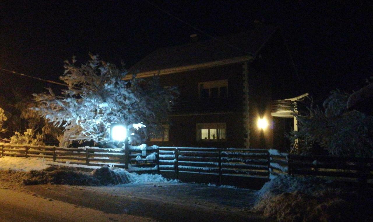 Gacka Rooms Vrhovine Exteriör bild